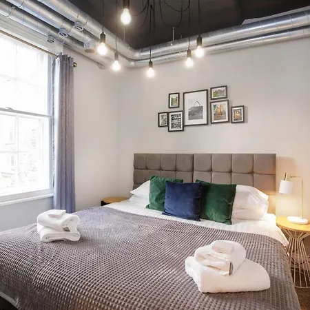Apartment Turpin Quarter In The Centre Of The City, Sleeps 6 York