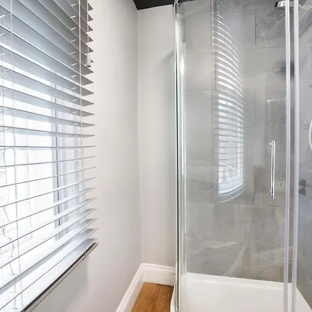 Διαμέρισμα Turpin Quarter In The Centre Of The City, Sleeps 6 *