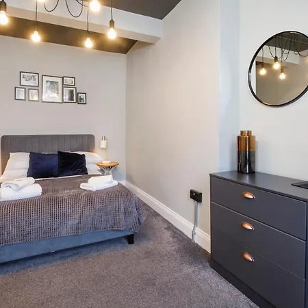 Turpin Quarter In The Centre Of The City, Sleeps 6 Apartman