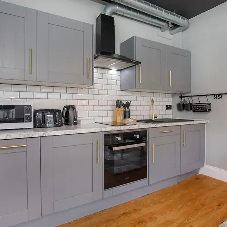 Turpin Quarter In The Centre Of The City, Sleeps 6